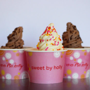Cupcake & FroYo Product Photography